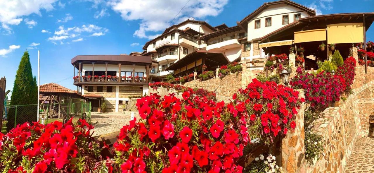 Hotel Manastir بيروفو المظهر الخارجي الصورة